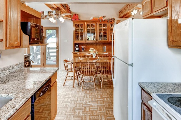 3BR House on Canyon Lake w/Private Gazebo! image 6